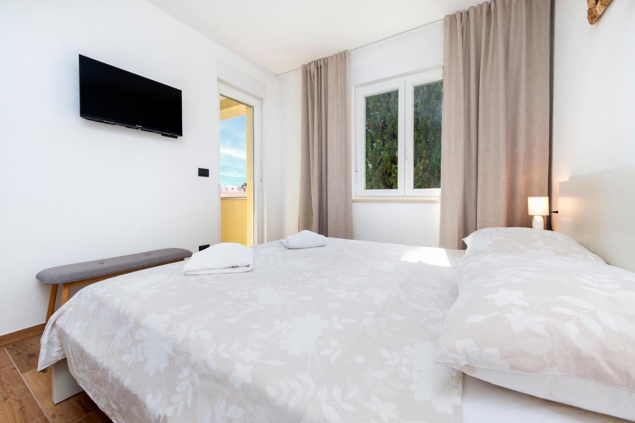 Apartments Sunrise & Sunset Rovinj Exterior foto