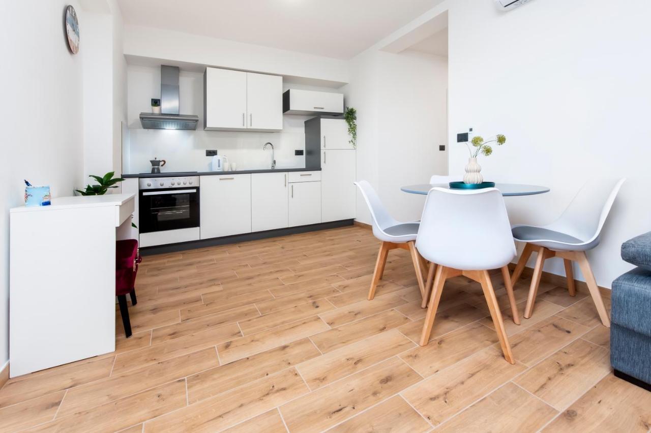 Apartments Sunrise & Sunset Rovinj Exterior foto